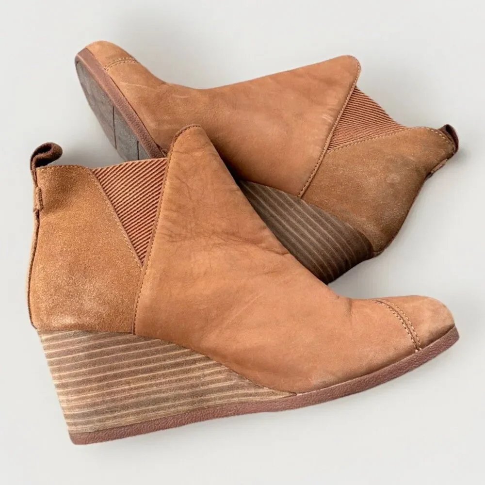 TOMS Kelsey Women's Tan Oiled Nubuck Suede Wedge Chelsea Ankle Booties Size 8